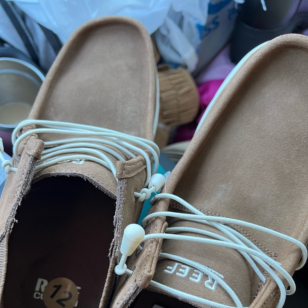 Cushion Coast Mid Slip on Shoes size 12